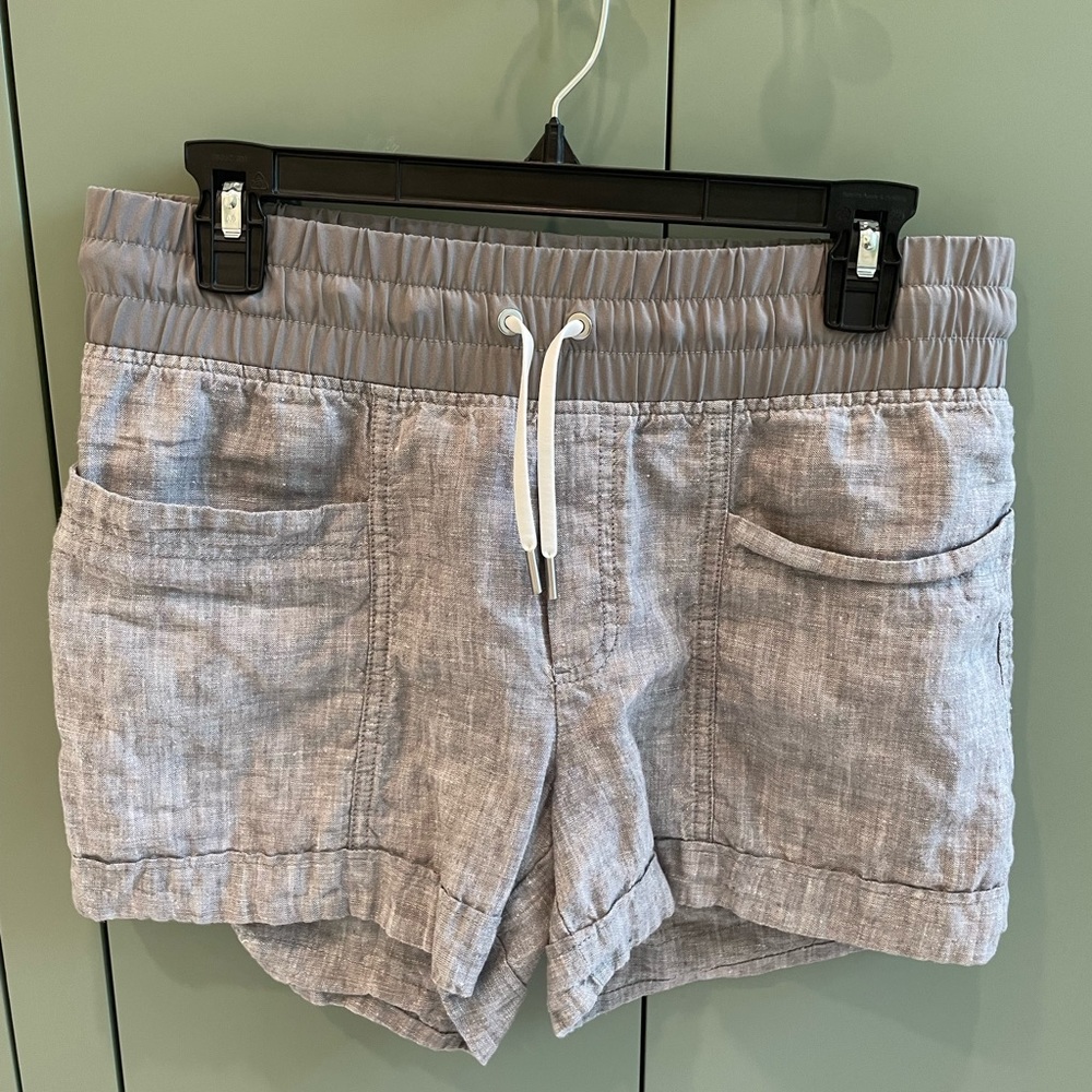 Athleta Cabo 4” short